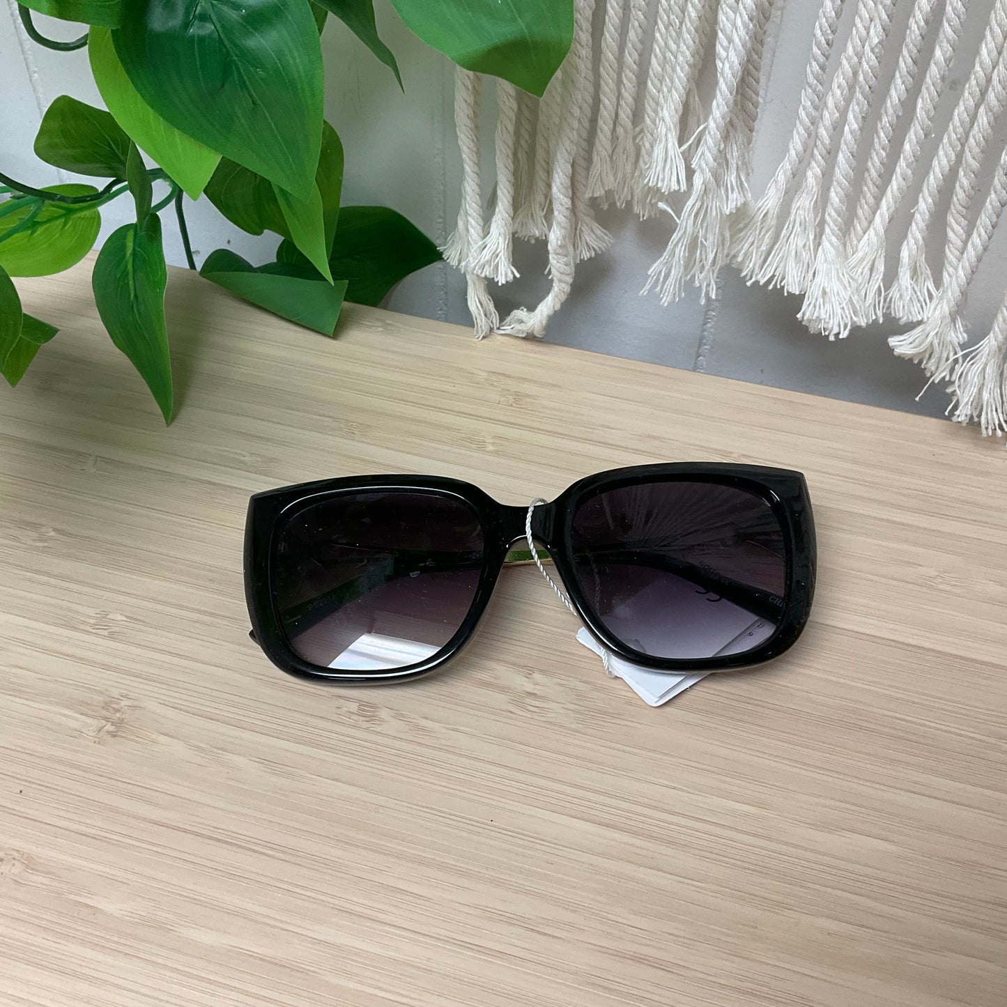 Women's Oversized Bold Square Sunglasses- Click to see options