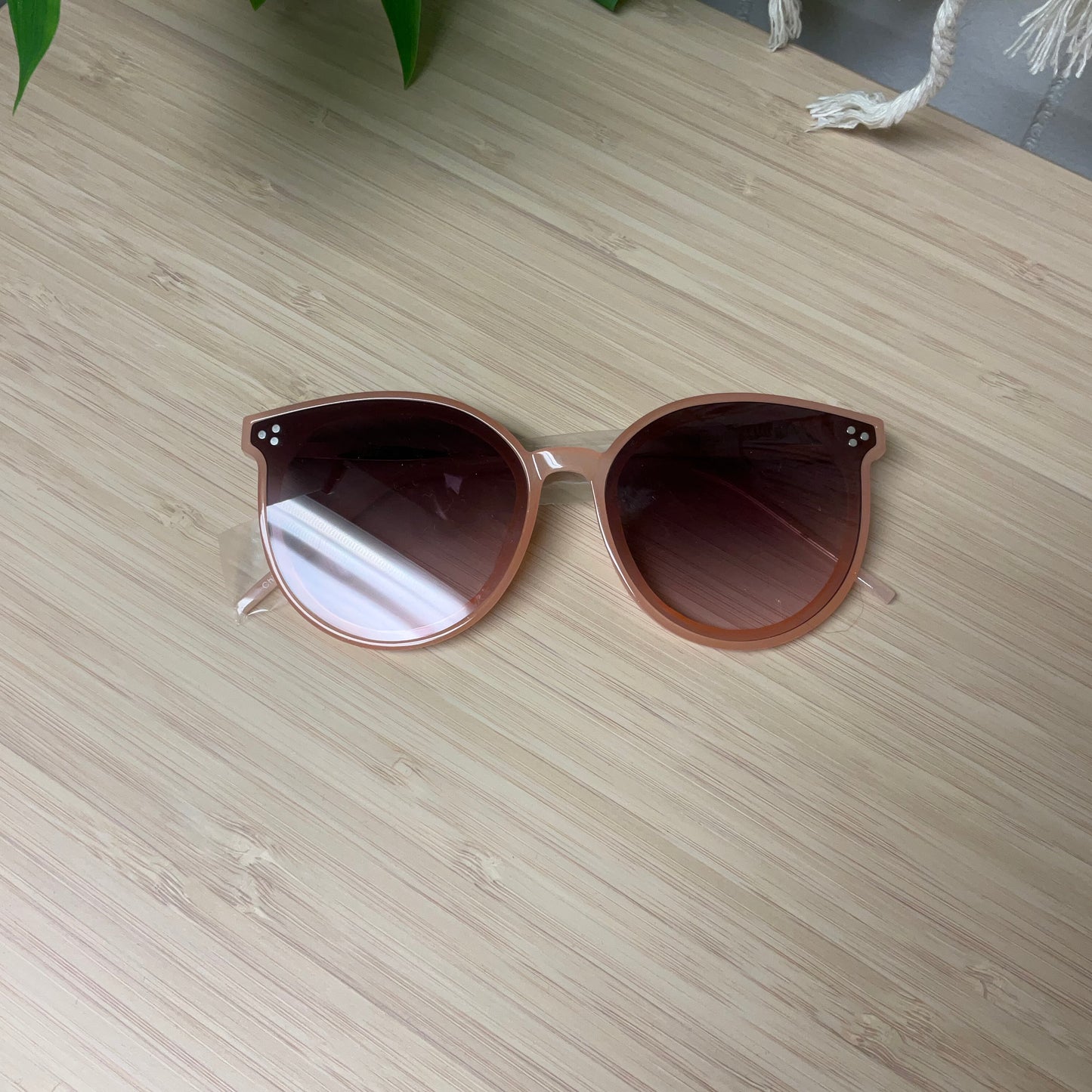 Oversized Butterfly Gradient Sunglasses- Click to see options