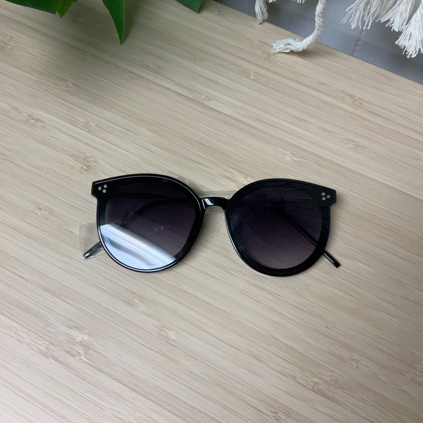 Oversized Butterfly Gradient Sunglasses- Click to see options