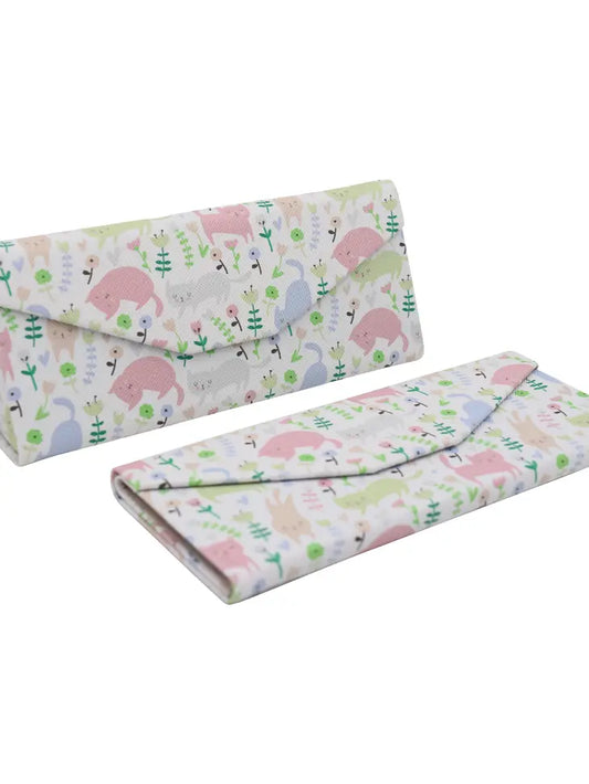 Products Glasses Case (Vegan Leather) - Cats and Flowers