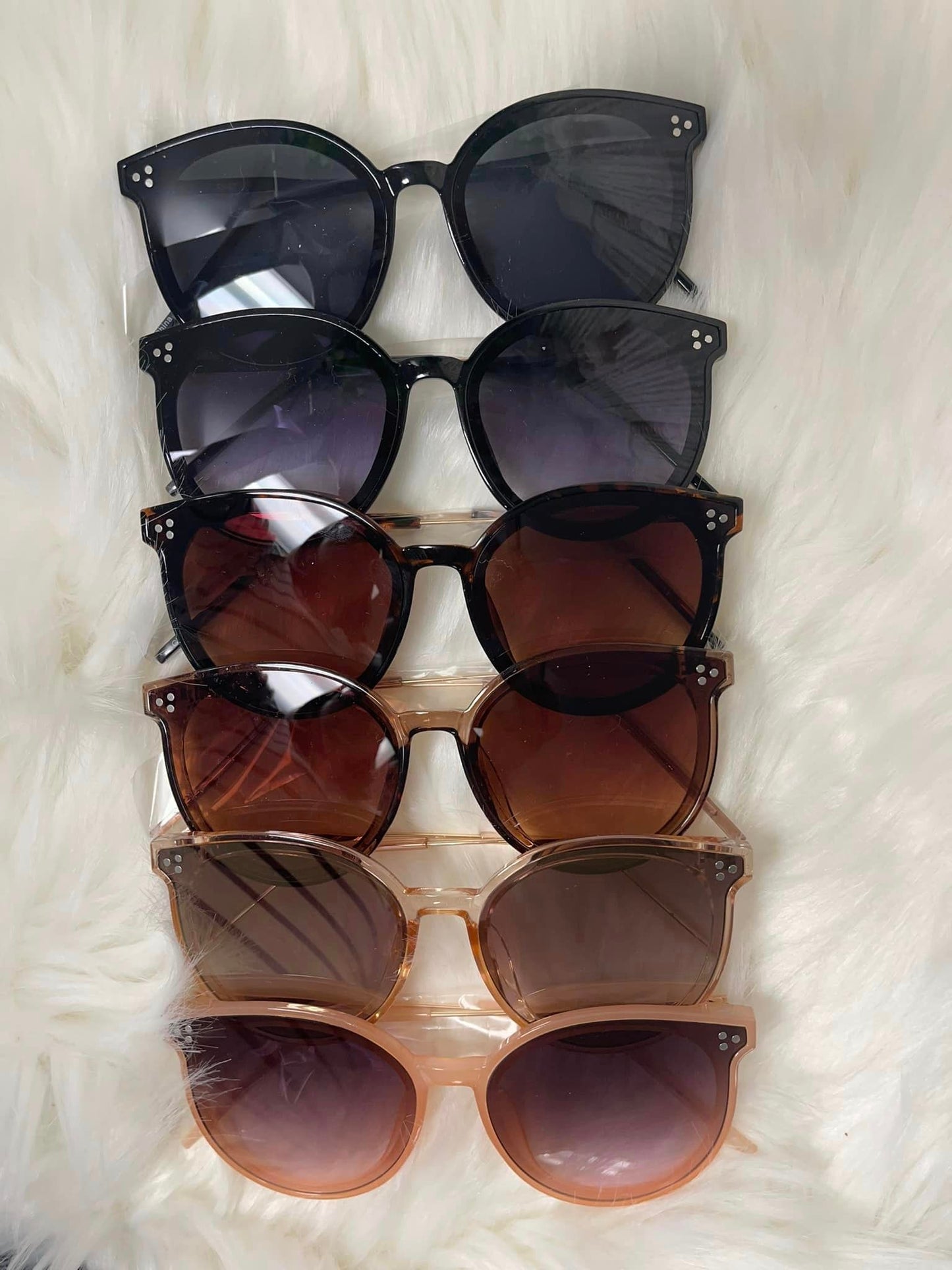 Oversized Butterfly Gradient Sunglasses- Click to see options