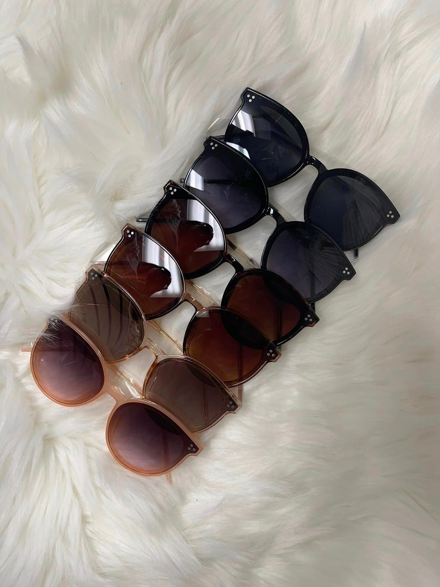 Oversized Butterfly Gradient Sunglasses- Click to see options